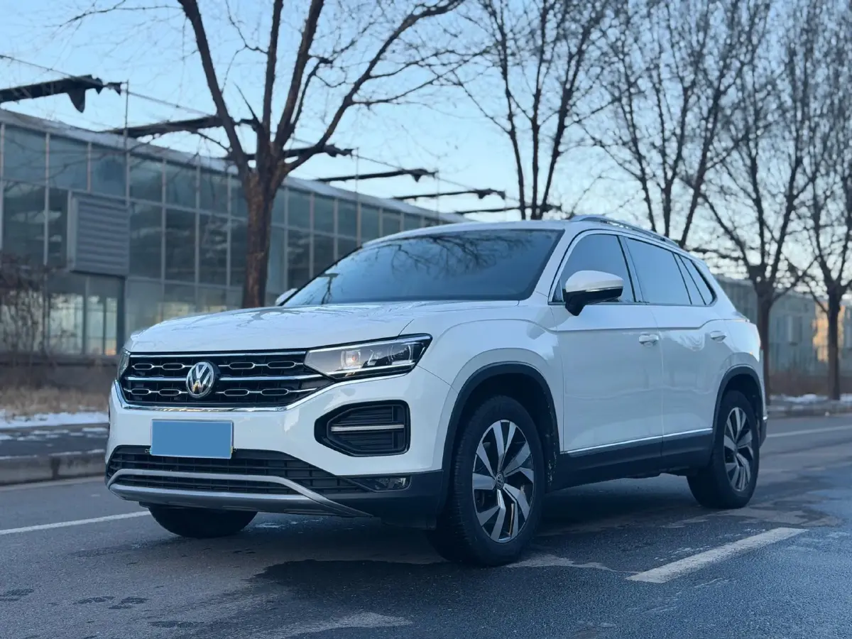 2019 Jeep Cherokee 2.0T 234HP L4 9AT