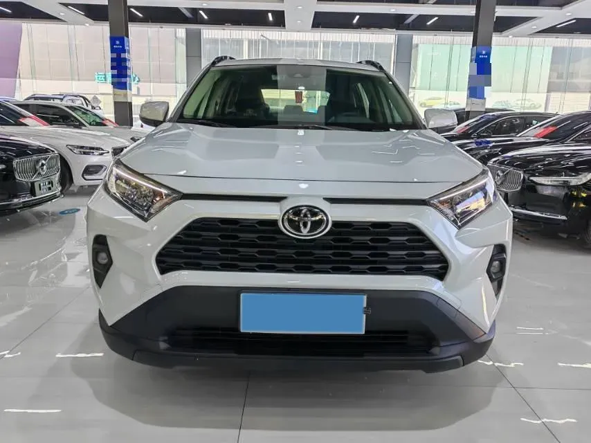 2023 Toyota RAV4 2.0L 171HP L4 CVT,autocango,china used car exporter,china ev exporter,chinese used car exporter,chinese used ev exporter