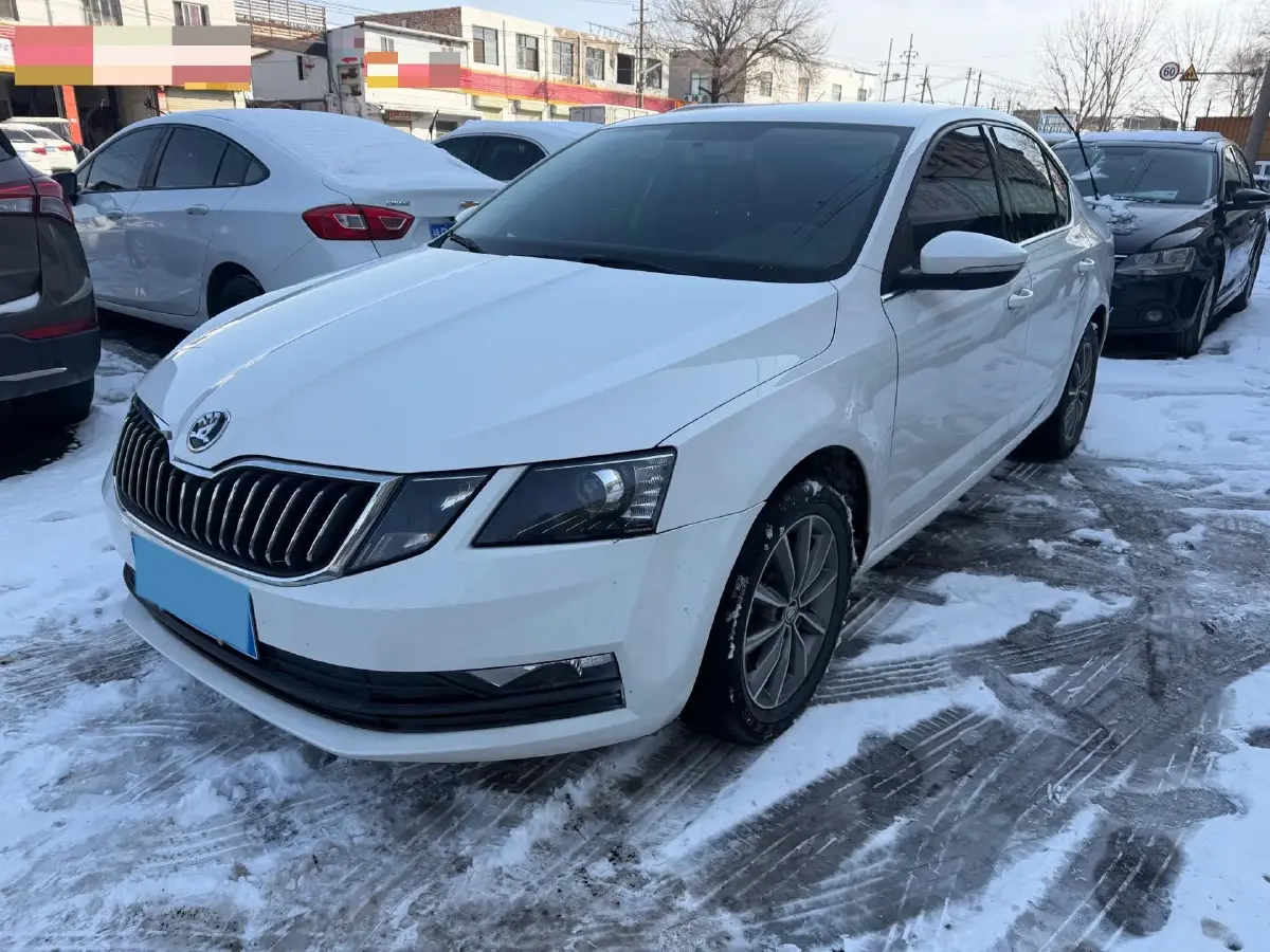 2020 Skoda Octavia 1.5L 113HP L4 5MT
