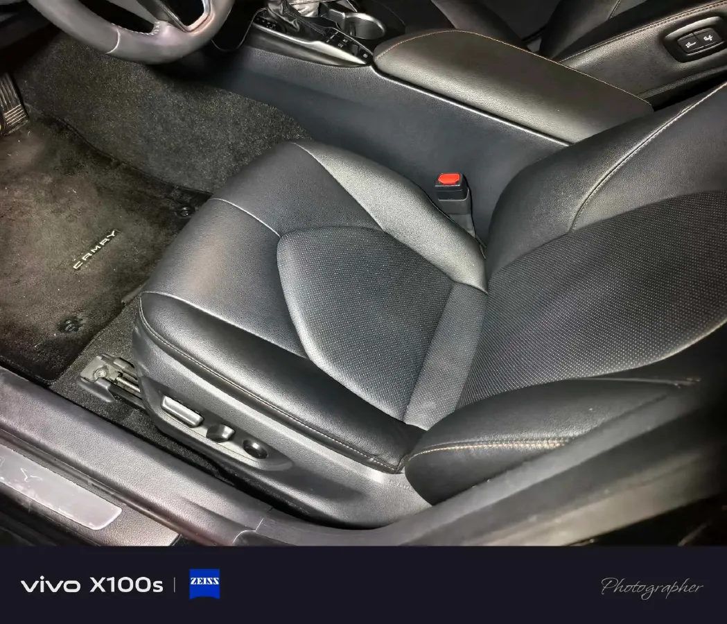 2021 Toyota Camry 2.5L 178HP L4 E-CVT Hybrid,autocango,china used car exporter,china ev exporter,chinese used car exporter,chinese used ev exporter