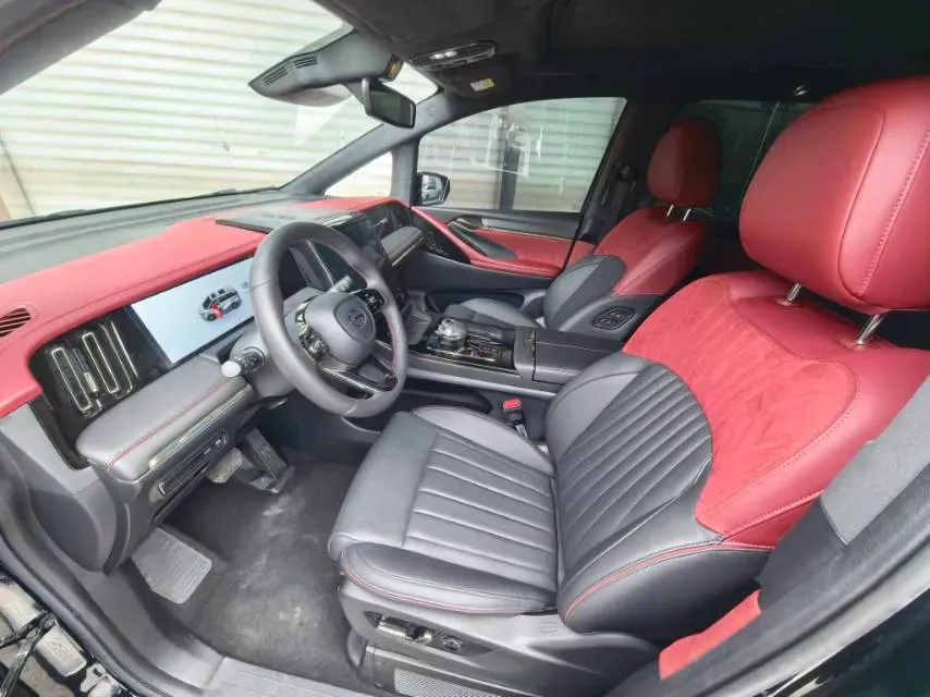 2023 GAC Trumpchi M8 2.0T 252HP L4 8AT,autocango,china used car exporter,china ev exporter,chinese used car exporter,chinese used ev exporter