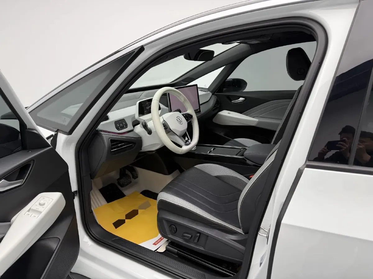 2025 Volkswagen ID.3 BEV 52.8KWH,autocango,china used car exporter,china ev exporter,chinese used car exporter,chinese used ev exporter