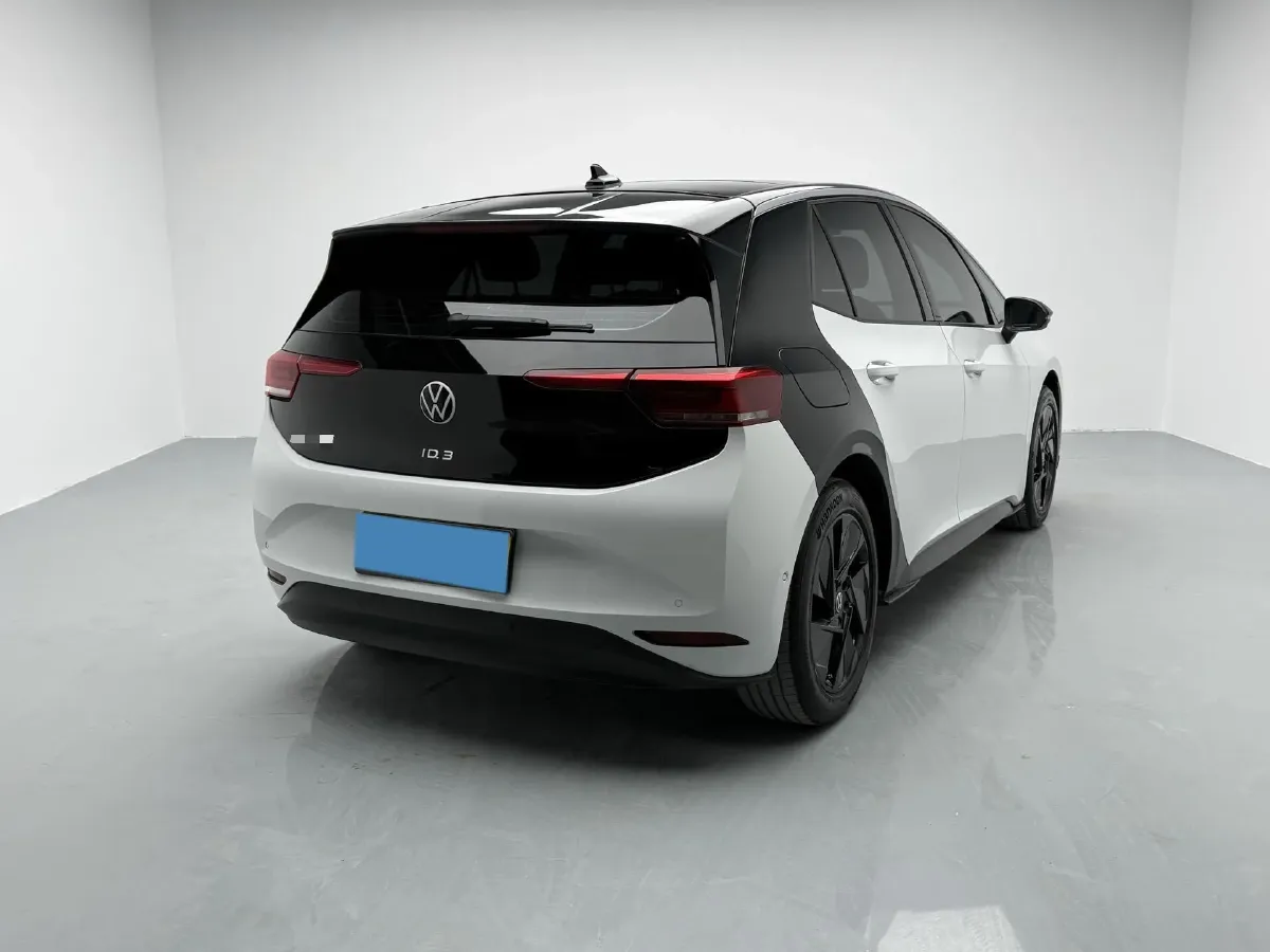 2025 Volkswagen ID.3 BEV 52.8KWH,autocango,china used car exporter,china ev exporter,chinese used car exporter,chinese used ev exporter