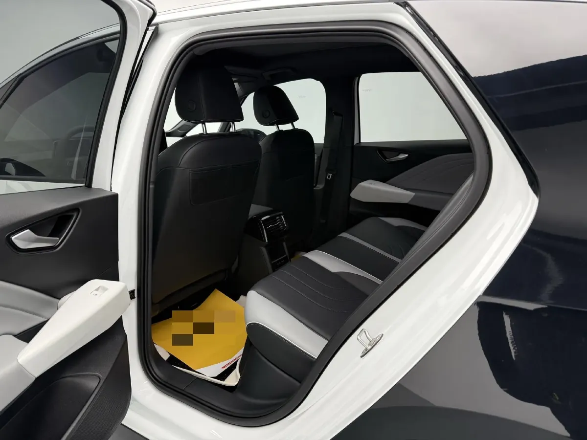 2025 Volkswagen ID.3 BEV 52.8KWH,autocango,china used car exporter,china ev exporter,chinese used car exporter,chinese used ev exporter