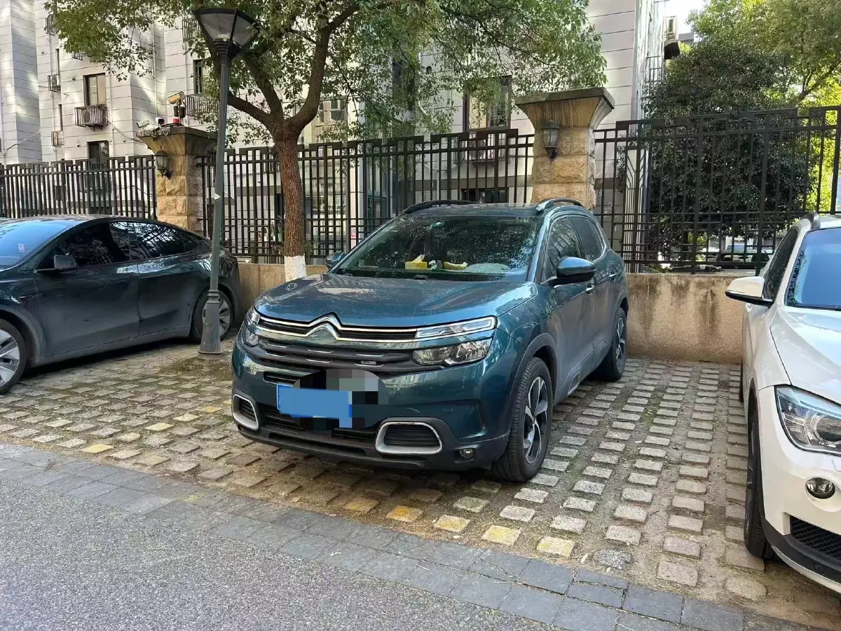 2019 Citroen C5 Aircross 1.6T 167HP L4 6AT