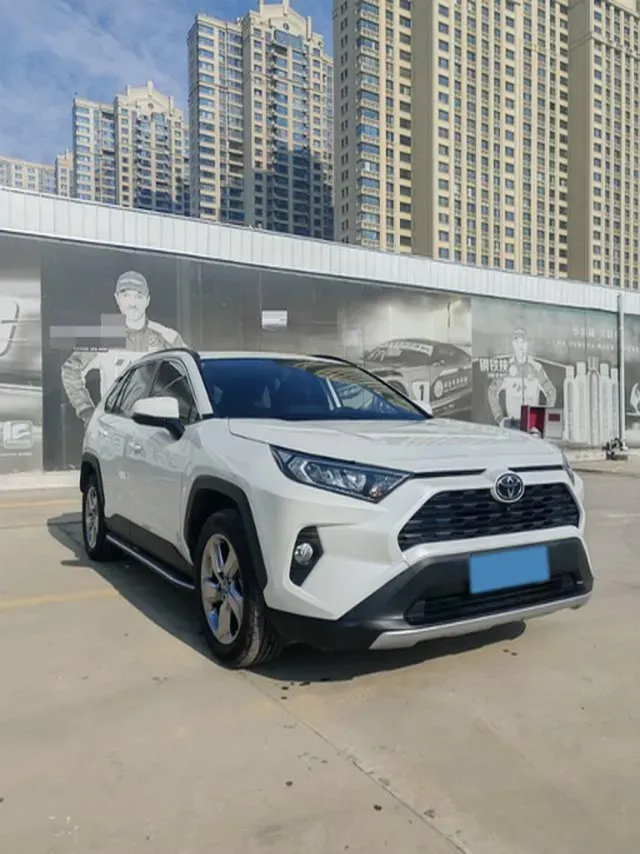 2022 Toyota RAV4 2.0L 171HP L4 CVT,autocango,china used car exporter,china ev exporter,chinese used car exporter,chinese used ev exporter