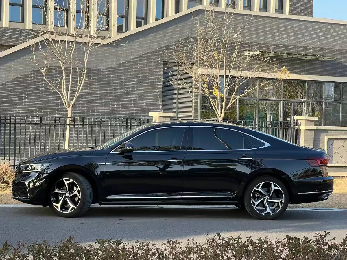 2023 Volkswagen Passat 2.0T 186HP L4 7DCT,autocango,china used car exporter,china ev exporter,chinese used car exporter,chinese used ev exporter