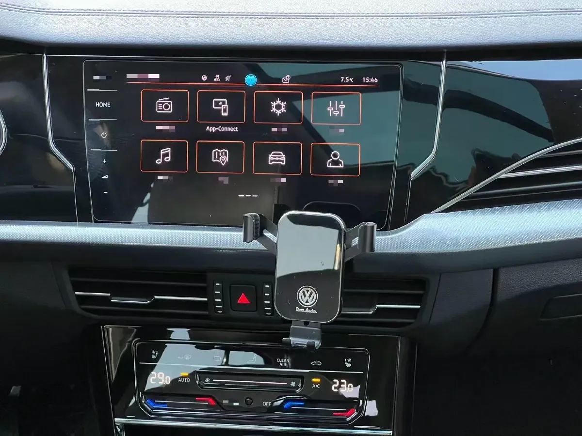 2023 Volkswagen Passat 2.0T 186HP L4 7DCT,autocango,china used car exporter,china ev exporter,chinese used car exporter,chinese used ev exporter