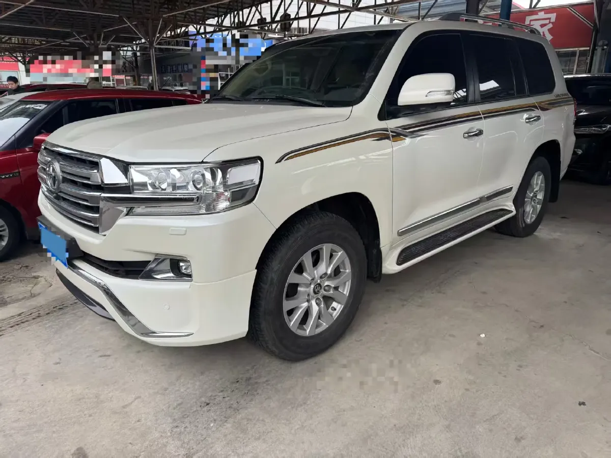 2015 Toyota Land Cruiser 4.6L 310HP V8 6AT,autocango,china used car exporter,china ev exporter,chinese used car exporter,chinese used ev exporter