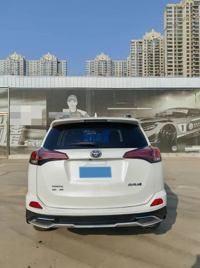 2019 Toyota Camry 2.0L 178HP L4 CVT,autocango,china used car exporter,china ev exporter,chinese used car exporter,chinese used ev exporter