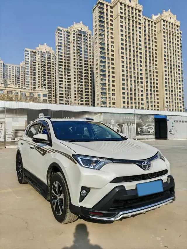 2019 Toyota Camry 2.0L 178HP L4 CVT,autocango,china used car exporter,china ev exporter,chinese used car exporter,chinese used ev exporter