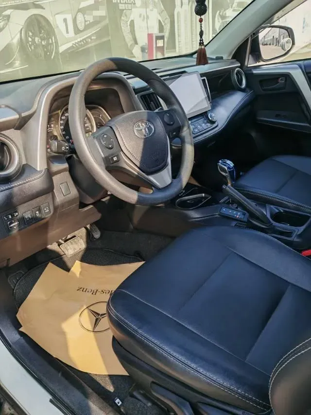 2019 Toyota Camry 2.0L 178HP L4 CVT,autocango,china used car exporter,china ev exporter,chinese used car exporter,chinese used ev exporter