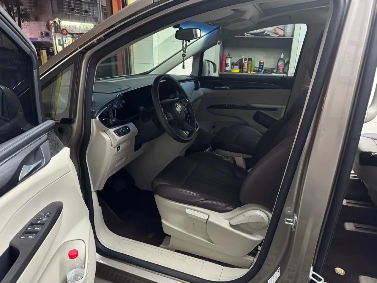 2023 Buick GL8 2.0T 237HP L4 9AT,autocango,china used car exporter,china ev exporter,chinese used car exporter,chinese used ev exporter