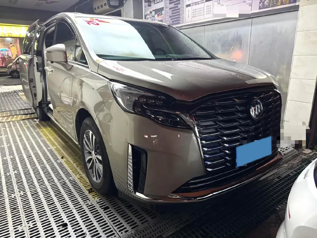 2023 Buick GL8 2.0T 237HP L4 9AT,autocango,china used car exporter,china ev exporter,chinese used car exporter,chinese used ev exporter