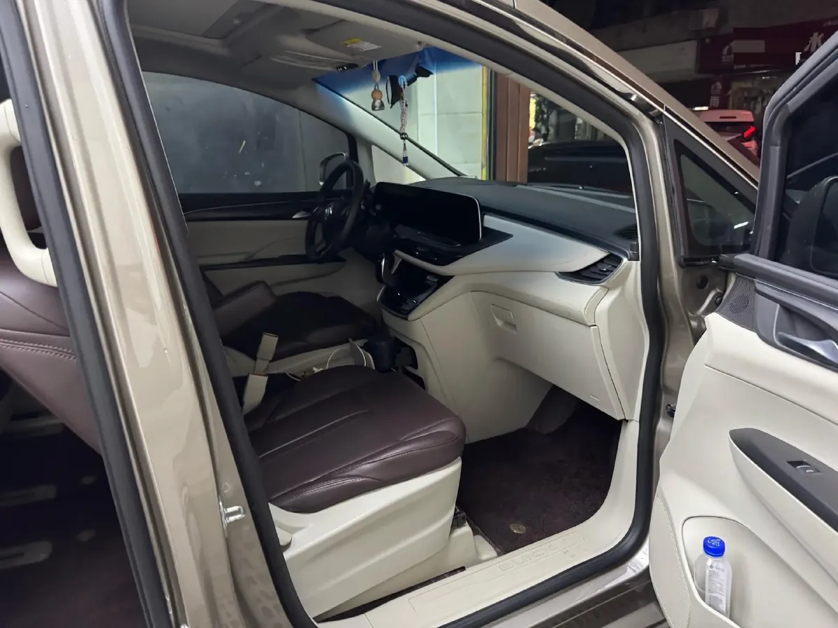 2023 Buick GL8 2.0T 237HP L4 9AT,autocango,china used car exporter,china ev exporter,chinese used car exporter,chinese used ev exporter