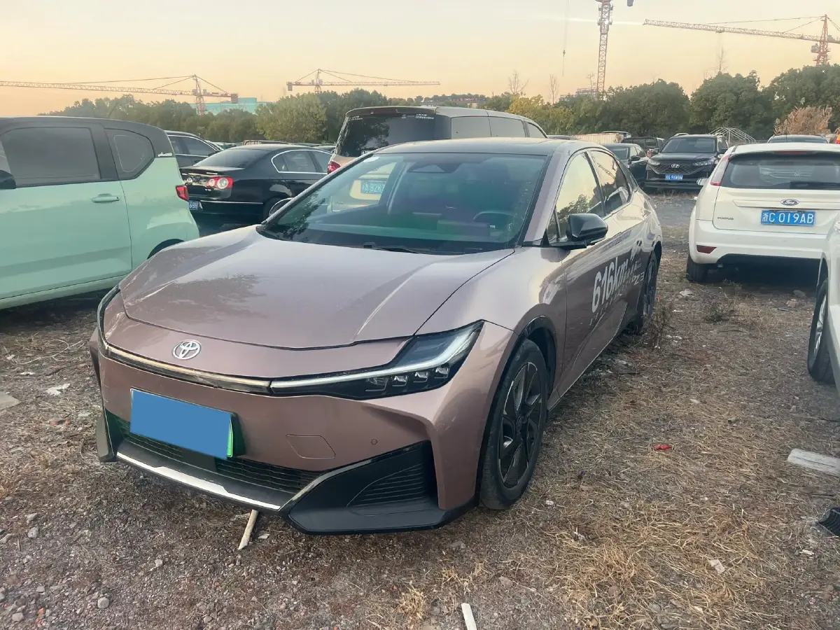 2023 Toyota bZ3 BEV 65.28KWH