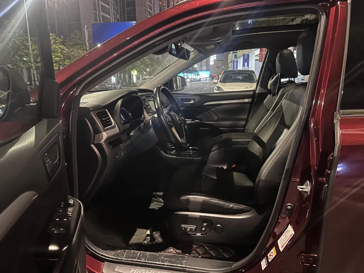 2018 Toyota Highlander 2.0T 220HP L4 6AT,autocango,china used car exporter,china ev exporter,chinese used car exporter,chinese used ev exporter