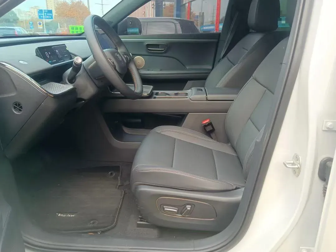 2025 Toyota BZ3X BEV 58.37KWH,autocango,china used car exporter,china ev exporter,chinese used car exporter,chinese used ev exporter