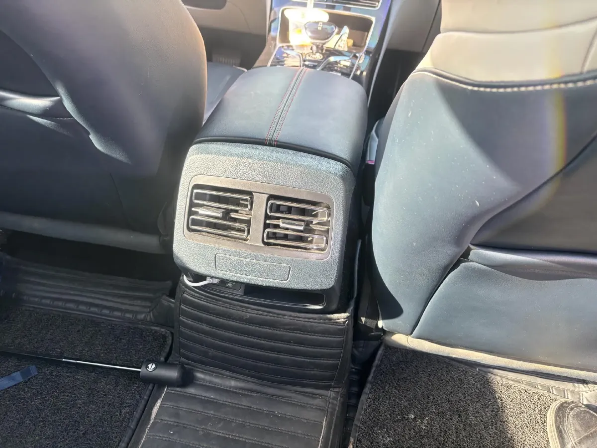 2021 Haval F7 1.5T 169HP L4 7DCT,autocango,china used car exporter,china ev exporter,chinese used car exporter,chinese used ev exporter