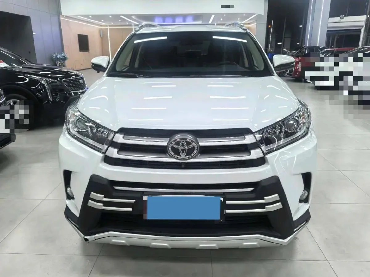 2021 Toyota Highlander 2.0T 220HP L4 6AT,autocango,china used car exporter,china ev exporter,chinese used car exporter,chinese used ev exporter