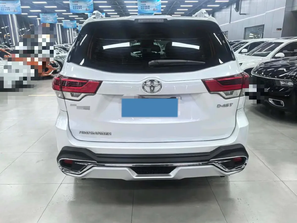 2021 Toyota Highlander 2.0T 220HP L4 6AT,autocango,china used car exporter,china ev exporter,chinese used car exporter,chinese used ev exporter