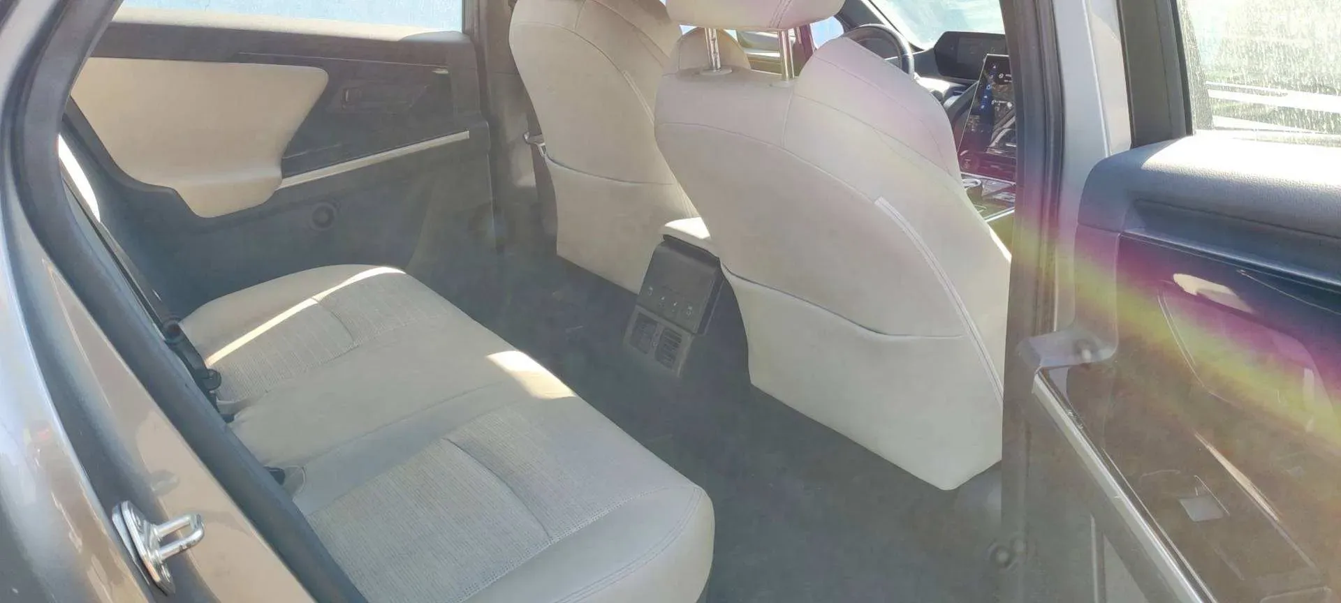 2022 Toyota bZ4X BEV 66.7KWH,autocango,china used car exporter,china ev exporter,chinese used car exporter,chinese used ev exporter