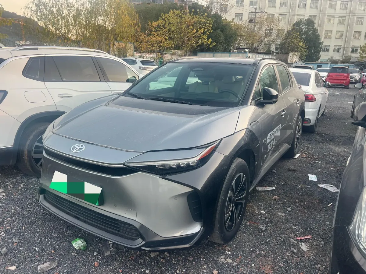 2022 Toyota bZ4X BEV 66.7KWH,autocango,china used car exporter,china ev exporter,chinese used car exporter,chinese used ev exporter
