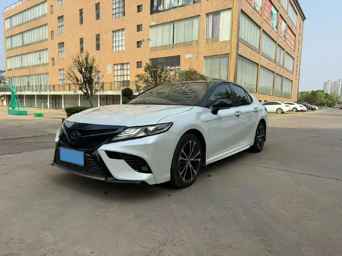 2019 Toyota Camry 2.0L 178HP L4 CVT,autocango,china used car exporter,china ev exporter,chinese used car exporter,chinese used ev exporter