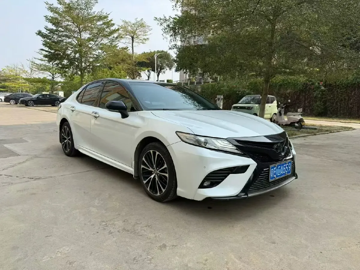 2019 Toyota Camry 2.0L 178HP L4 CVT,autocango,china used car exporter,china ev exporter,chinese used car exporter,chinese used ev exporter