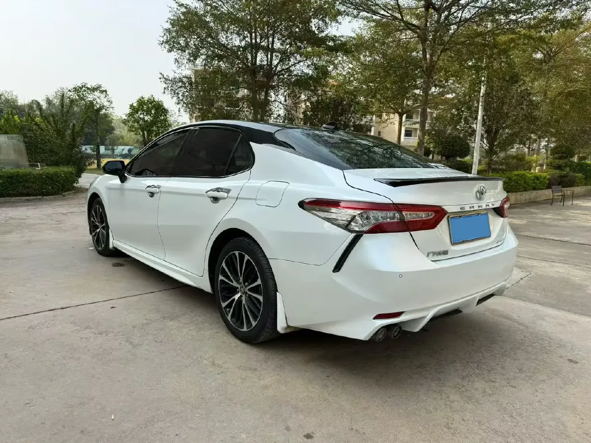 2019 Toyota Camry 2.0L 178HP L4 CVT,autocango,china used car exporter,china ev exporter,chinese used car exporter,chinese used ev exporter