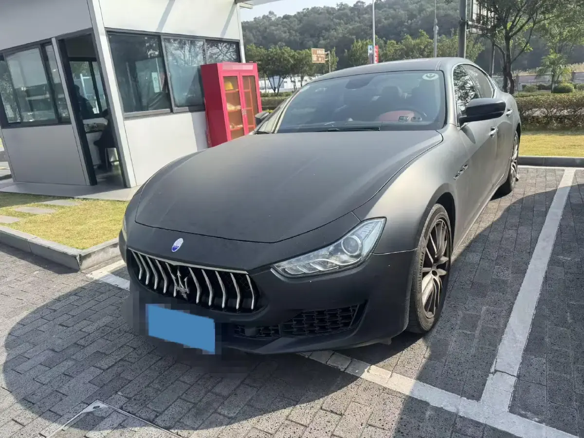 2021 Maserati Ghibli 2.0T 330HP L4 8AT