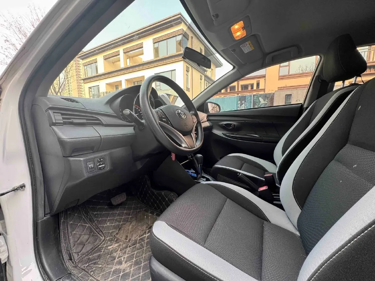 2022 Toyota Yaris L 1.5L 112HP L4 CVT,autocango,china used car exporter,china ev exporter,chinese used car exporter,chinese used ev exporter