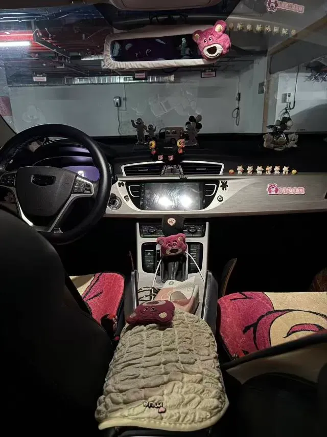 2018 Geely Azkarra 1.8T 184HP L4 6AT,autocango,china used car exporter,china ev exporter,chinese used car exporter,chinese used ev exporter