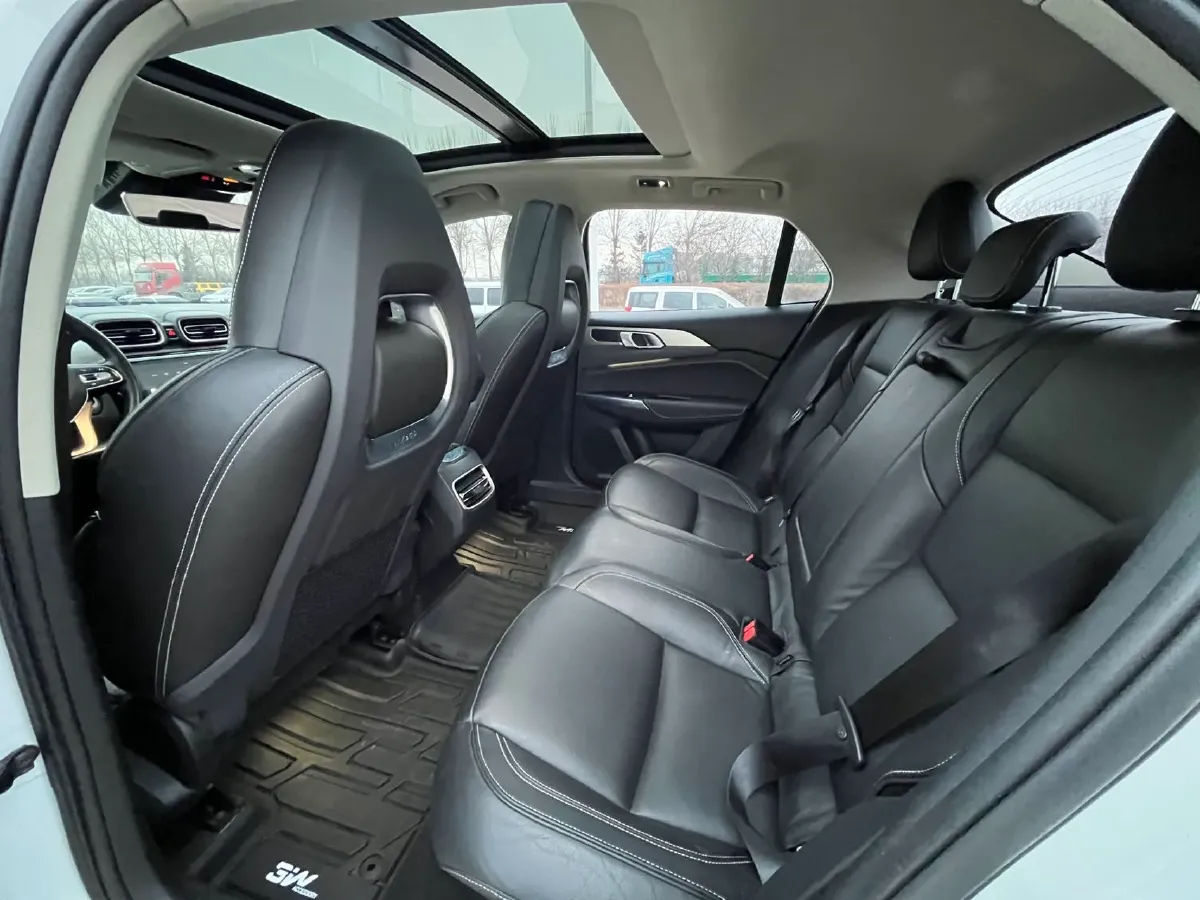 2018 Toyota C-HR 2.0L 171HP L4 CVT,autocango,china used car exporter,china ev exporter,chinese used car exporter,chinese used ev exporter