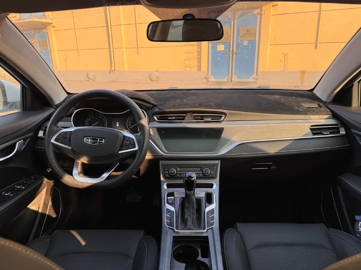 2021 Geely Emgrand 1.5L 109HP L4 CVT,autocango,china used car exporter,china ev exporter,chinese used car exporter,chinese used ev exporter