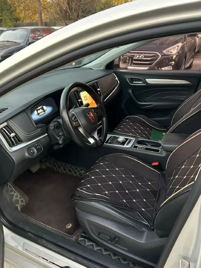 2017 Roewe i6 1.0T 125HP L3 2AT PHEV,autocango,china used car exporter,china ev exporter,chinese used car exporter,chinese used ev exporter