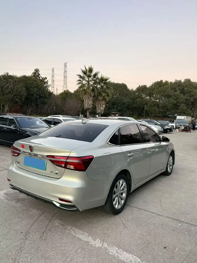 2017 Roewe i6 1.0T 125HP L3 2AT PHEV,autocango,china used car exporter,china ev exporter,chinese used car exporter,chinese used ev exporter