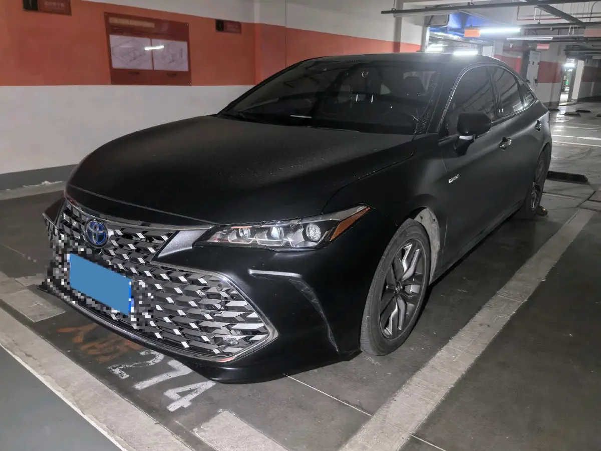 2019 Toyota Avalon 2.5L 178HP L4 E-CVT Hybrid