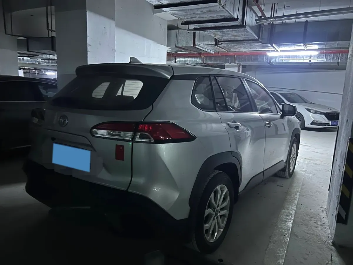 2023 Toyota Frontlander 2.0L 171HP L4 CVT,autocango,china used car exporter,china ev exporter,chinese used car exporter,chinese used ev exporter