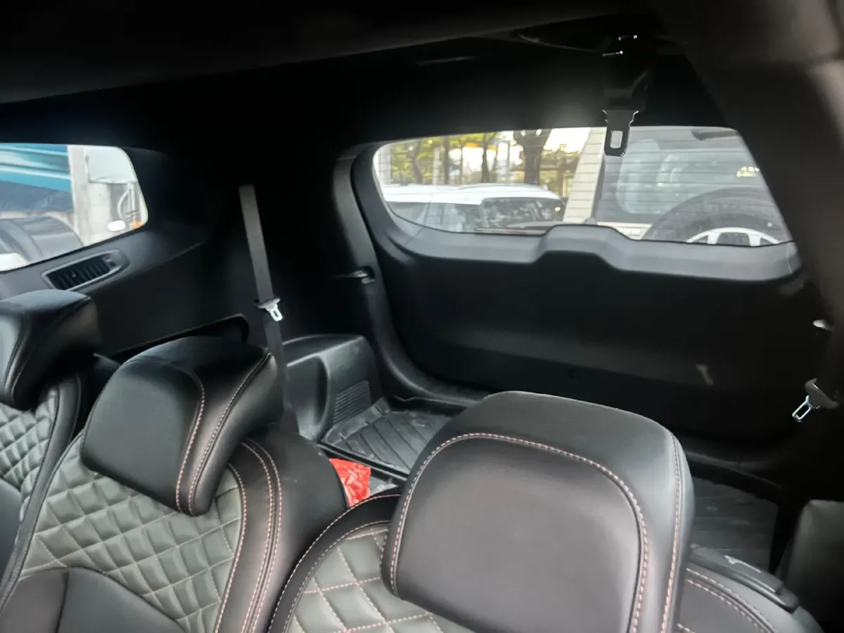 2023 Geely Okavango L 2.0T 218HP L4 7DCT,autocango,china used car exporter,china ev exporter,chinese used car exporter,chinese used ev exporter