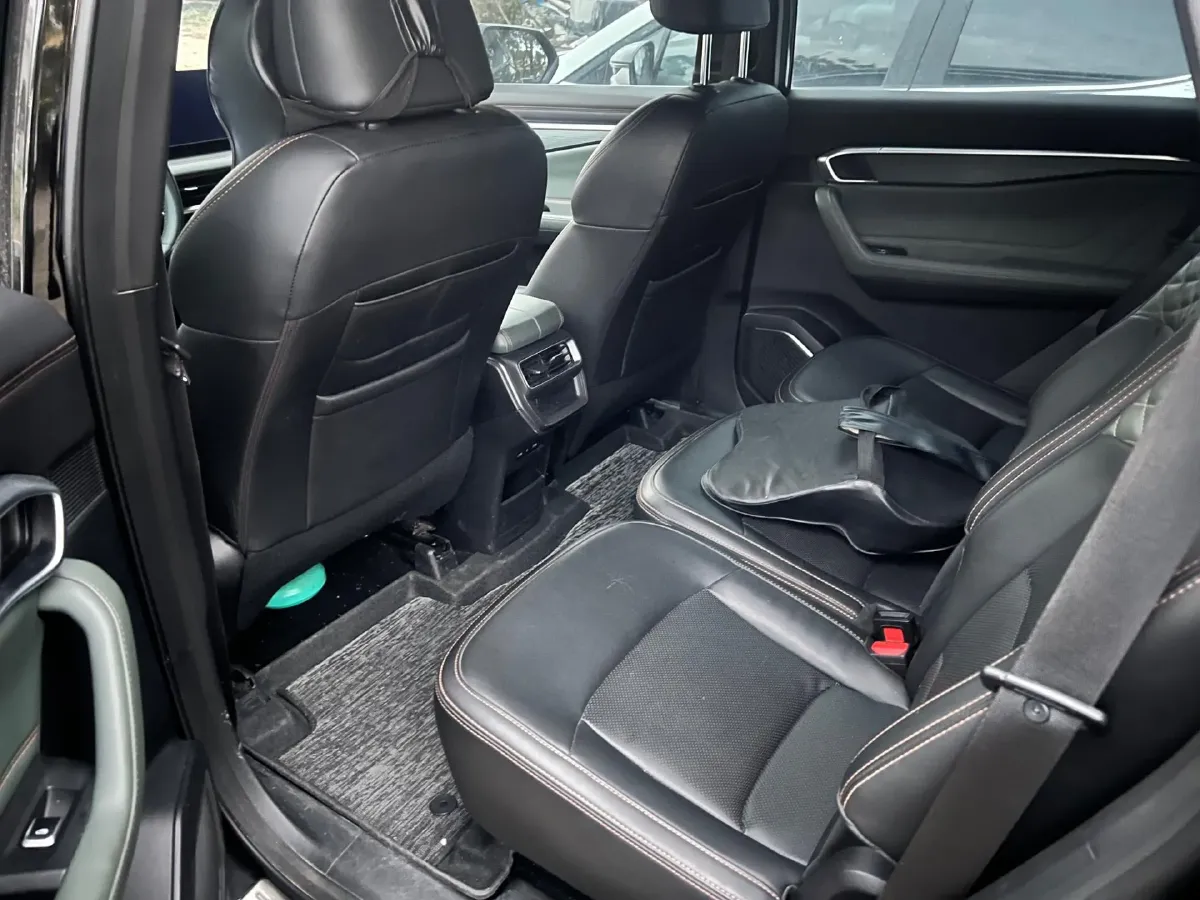 2023 Geely Okavango L 2.0T 218HP L4 7DCT,autocango,china used car exporter,china ev exporter,chinese used car exporter,chinese used ev exporter