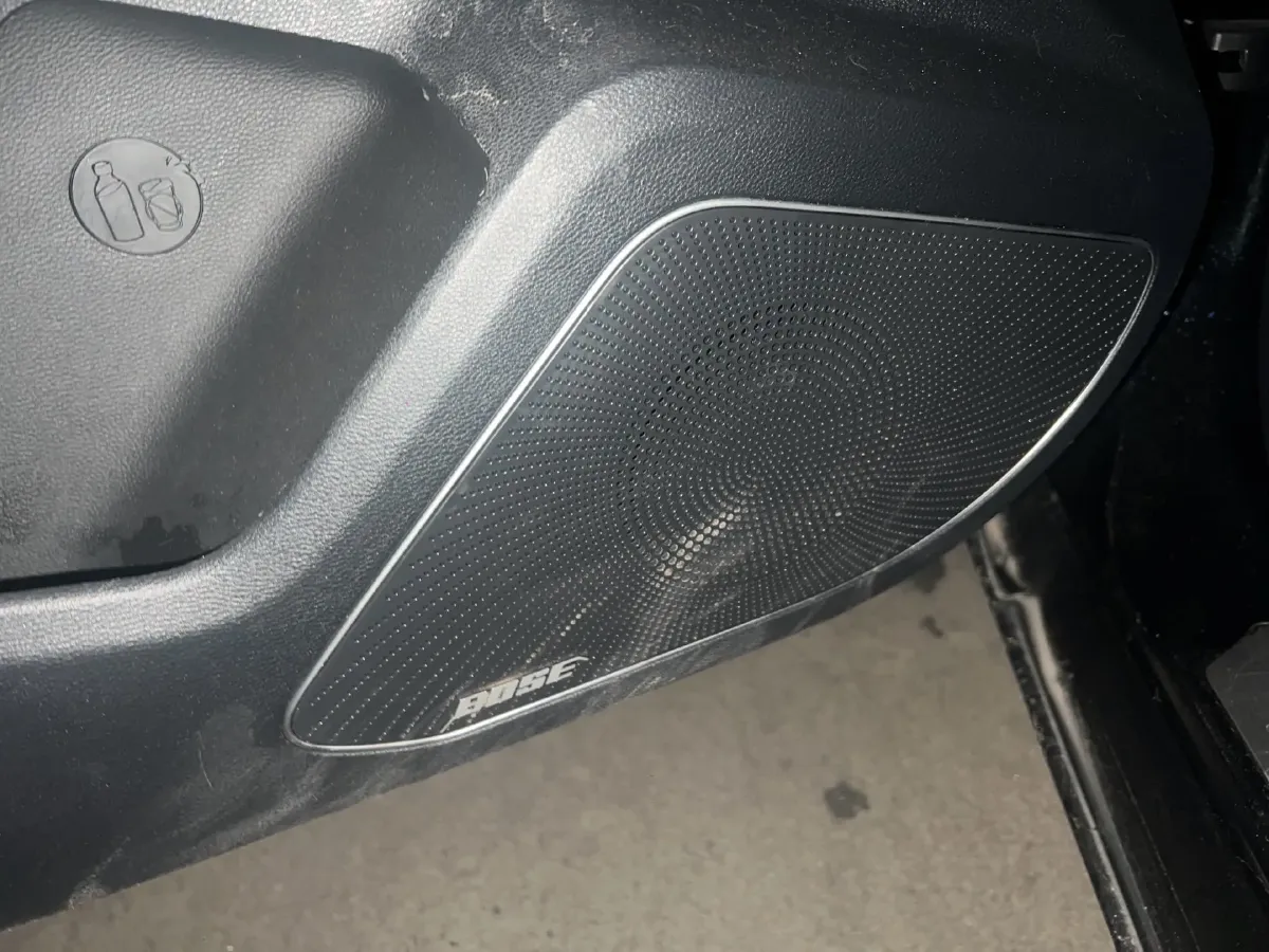 2022 HongQi H5 1.8T 197HP L4 6AT,autocango,china used car exporter,china ev exporter,chinese used car exporter,chinese used ev exporter