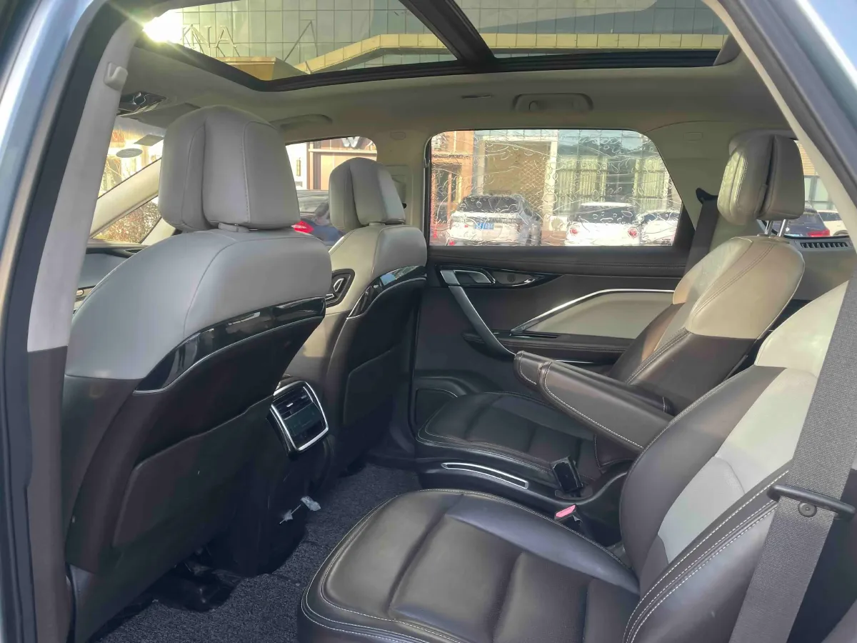 2019 Geely JiaJi 1.5T 177HP L3 7DCT,autocango,china used car exporter,china ev exporter,chinese used car exporter,chinese used ev exporter