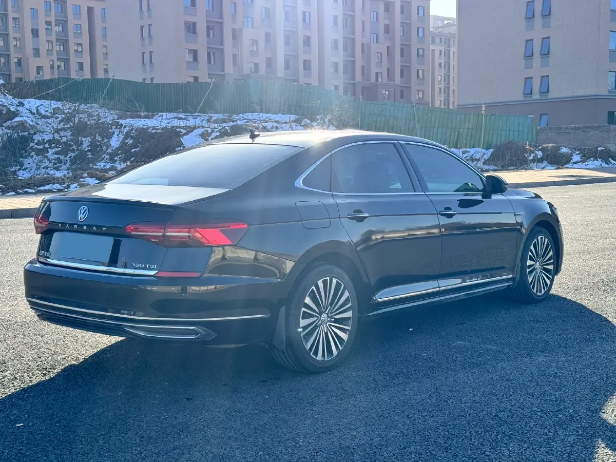 2019 Volkswagen Passat 2.0T 186HP L4 7DCT,autocango,china used car exporter,china ev exporter,chinese used car exporter,chinese used ev exporter