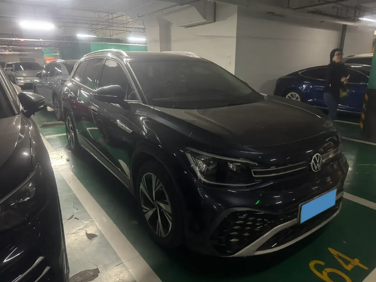 2021 Volkswagen ID.6 Crozz BEV 84.8KWH,autocango,china used car exporter,china ev exporter,chinese used car exporter,chinese used ev exporter