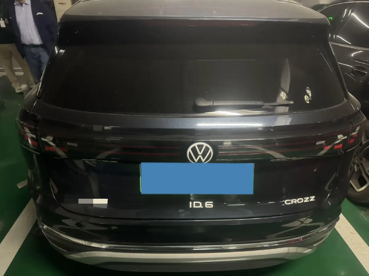 2021 Volkswagen ID.6 Crozz BEV 84.8KWH,autocango,china used car exporter,china ev exporter,chinese used car exporter,chinese used ev exporter