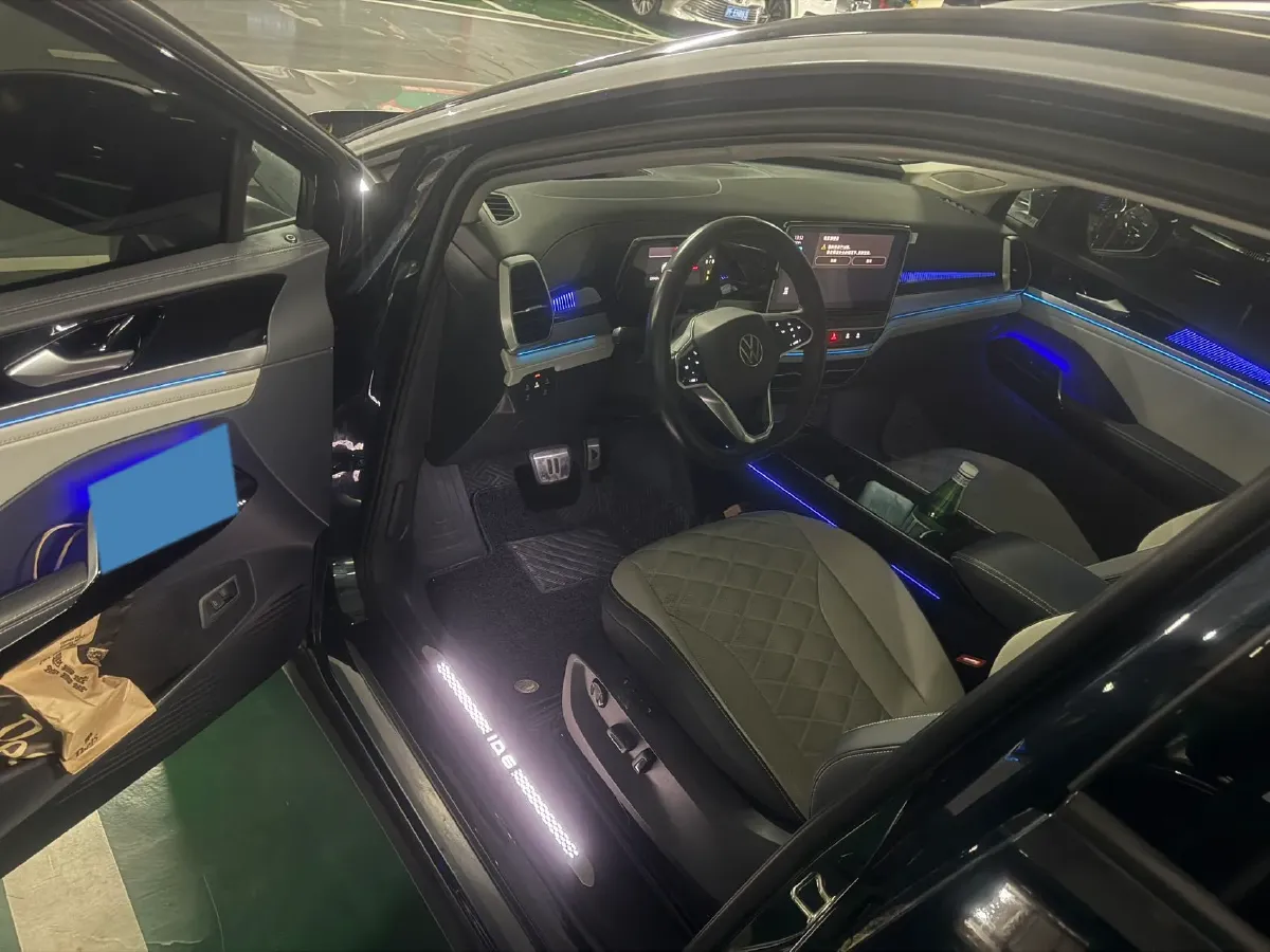 2021 Volkswagen ID.6 Crozz BEV 84.8KWH,autocango,china used car exporter,china ev exporter,chinese used car exporter,chinese used ev exporter