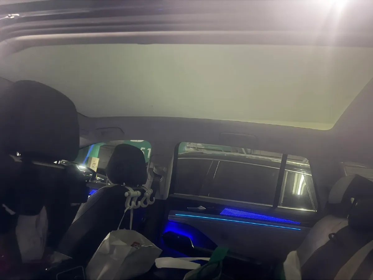 2021 Volkswagen ID.6 Crozz BEV 84.8KWH,autocango,china used car exporter,china ev exporter,chinese used car exporter,chinese used ev exporter