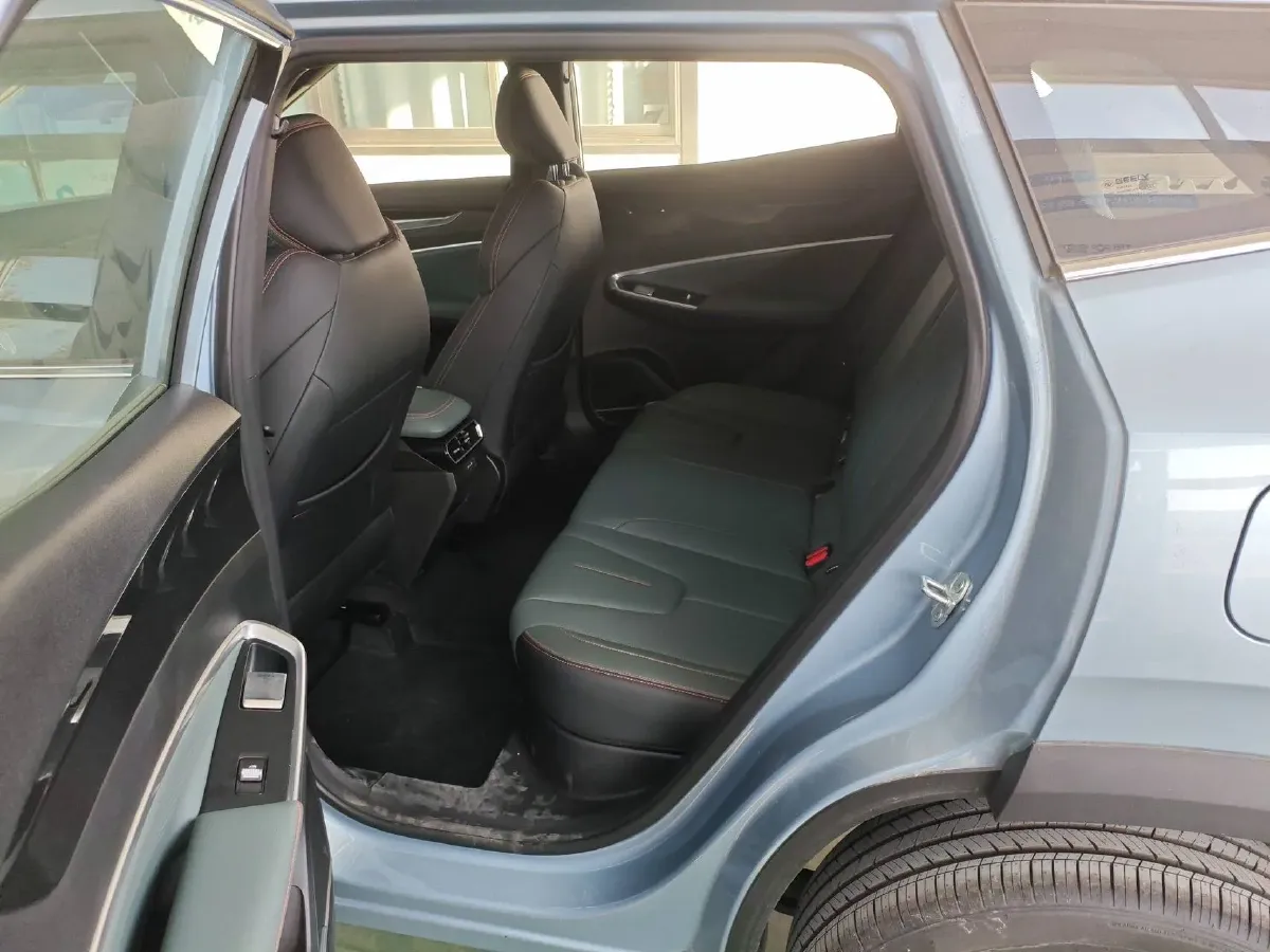 2024 Geely Azkarra 1.5T 181HP L4 7DCT,autocango,china used car exporter,china ev exporter,chinese used car exporter,chinese used ev exporter