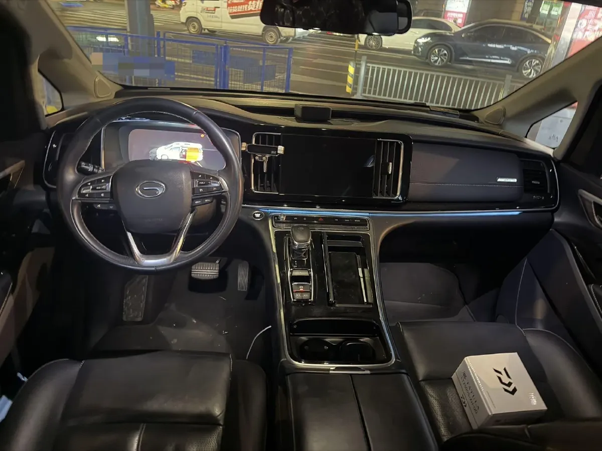 2021 GAC Trumpchi M8 2.0T 252HP L4 8AT,autocango,china used car exporter,china ev exporter,chinese used car exporter,chinese used ev exporter